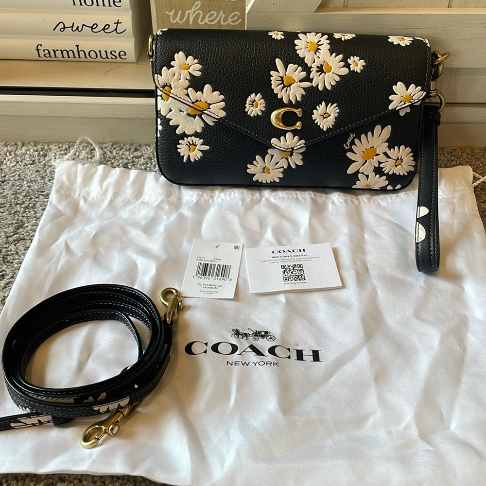 NWT Coach Wyn Crossbody Bag with Floral Print